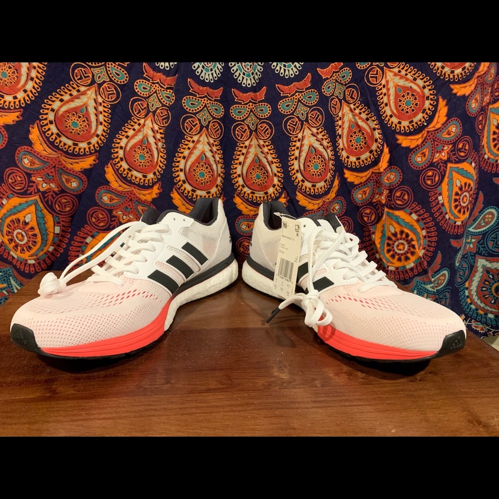 BLACK FRIDAY! Men’s Adidas Adizero size 9.5
